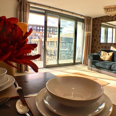 Luxurious Providence Apartment 梅登黑德 外观 照片