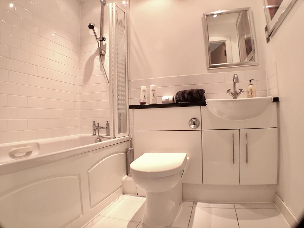 Luxurious Providence Apartment 梅登黑德 外观 照片