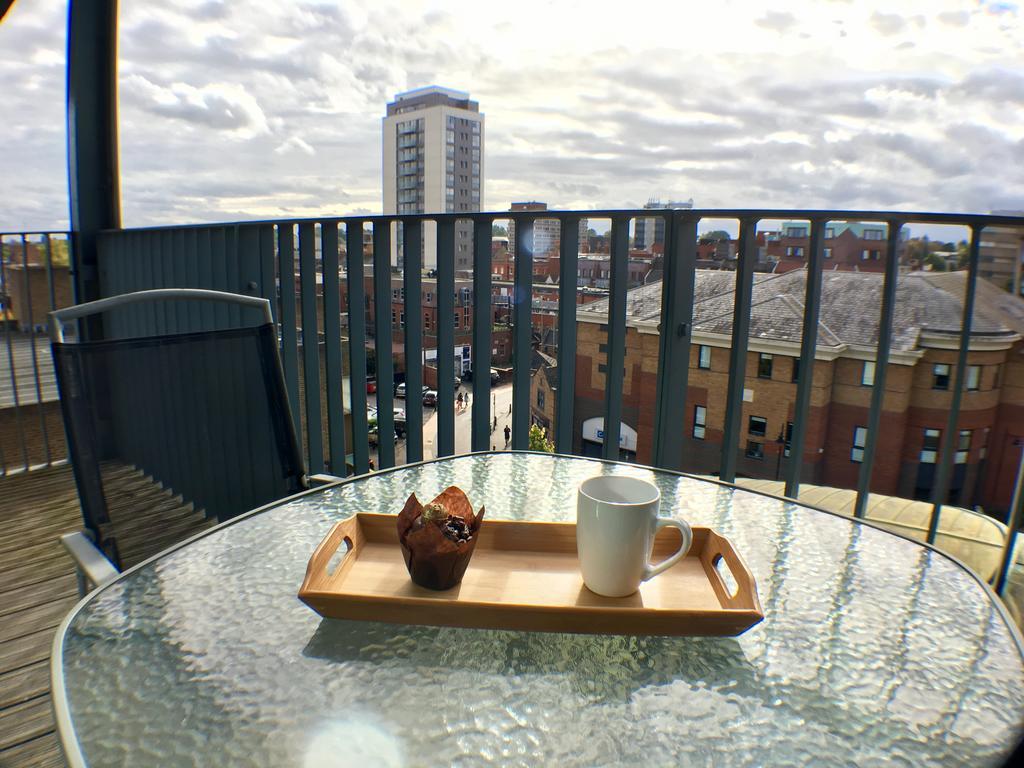 Luxurious Providence Apartment 梅登黑德 外观 照片