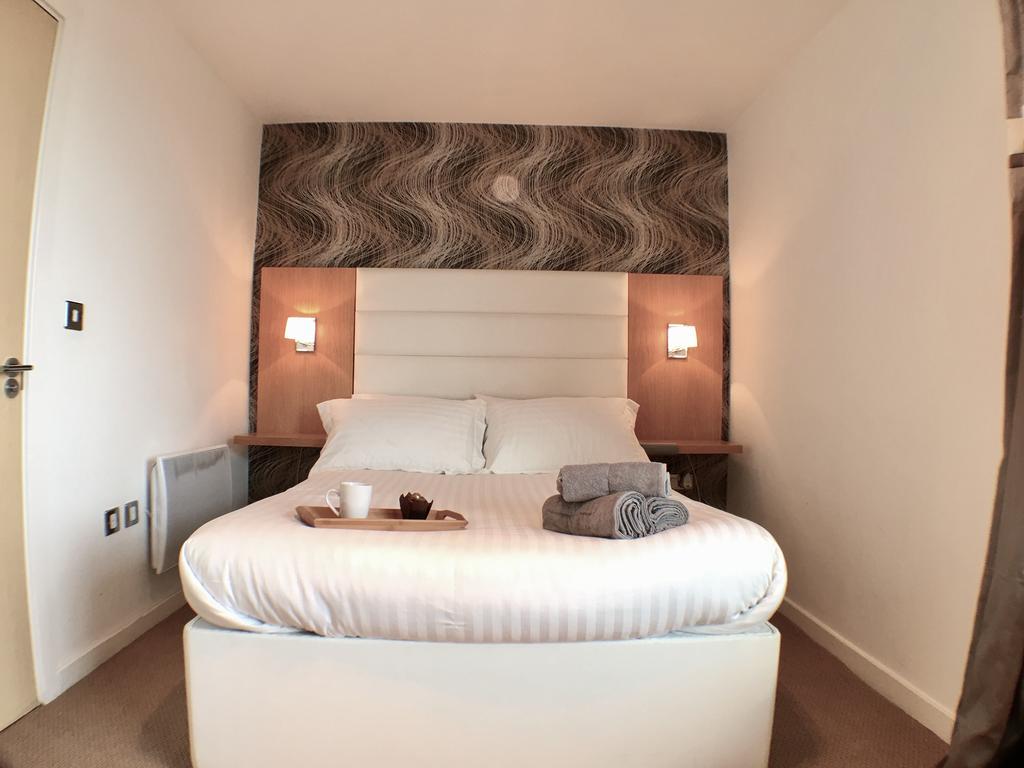 Luxurious Providence Apartment 梅登黑德 外观 照片